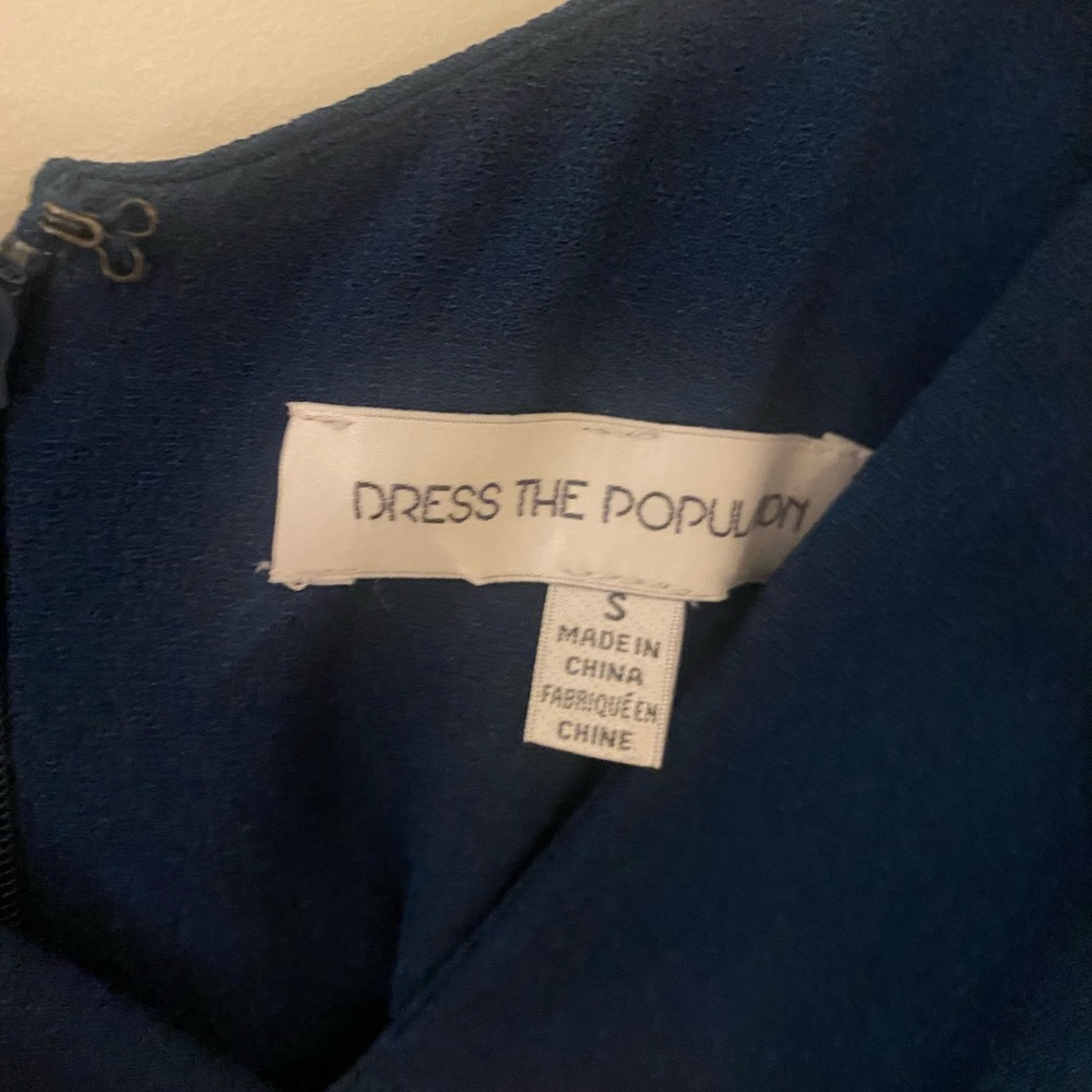 Dress the population iris crepe gown in pine - Picture 5 of 7